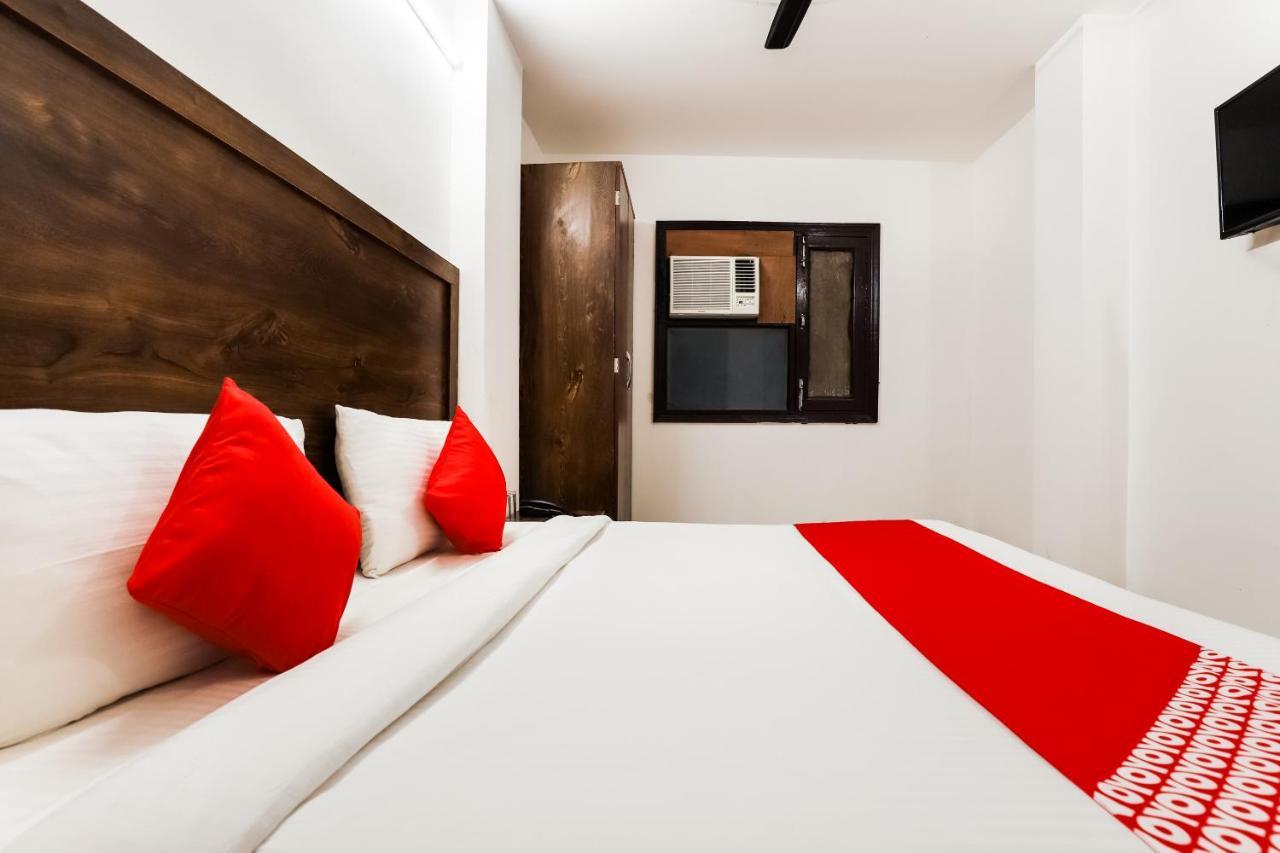 Oyo Flagship 76030 Ashok Park Metro Inn New Delhi Exterior photo